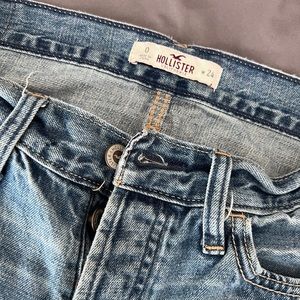 Hollister Co. boyfriend Jean